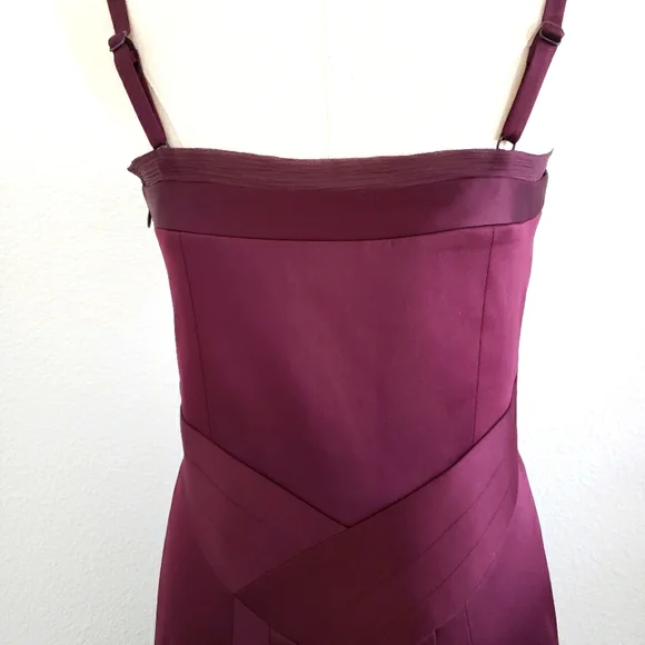 MAX & CLEO Burgundy Satin Strappy Bodycon Sleeveless Knee Length Dress--EUC--8 - Picture 5 of 16